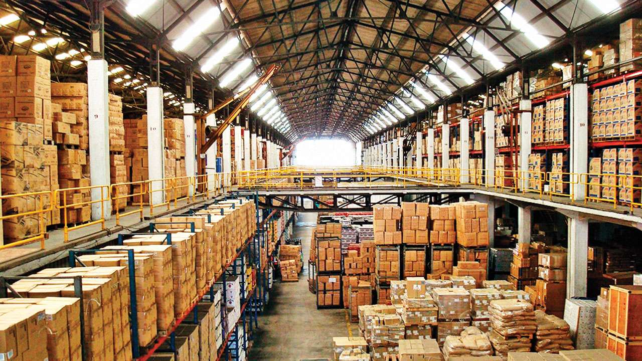 Warehouse & Fulfilment Warehouse & Fulfilment